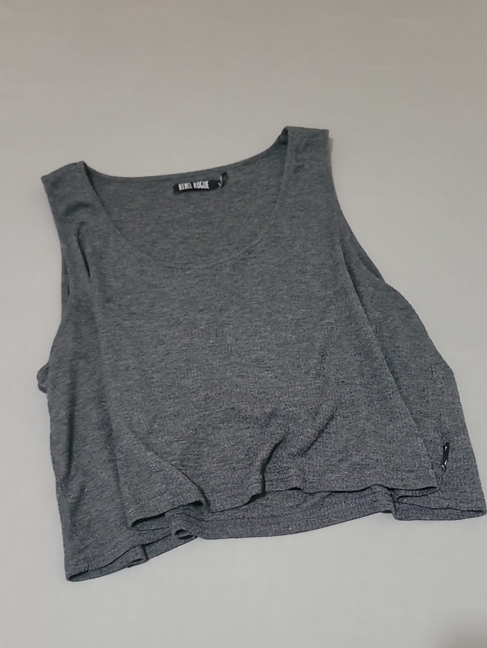 Women's Gray Sleeveless Crop Tank